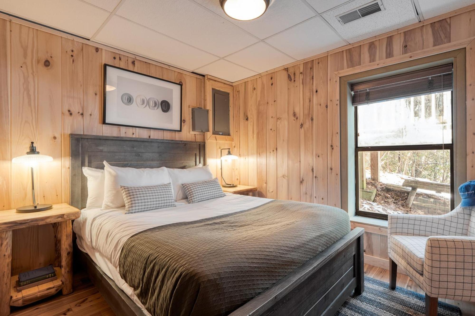 Fontana By Avantstay Gorgeous Mountain Cabin W Views Hot Tub Game Room Gatlinburg Ngoại thất bức ảnh